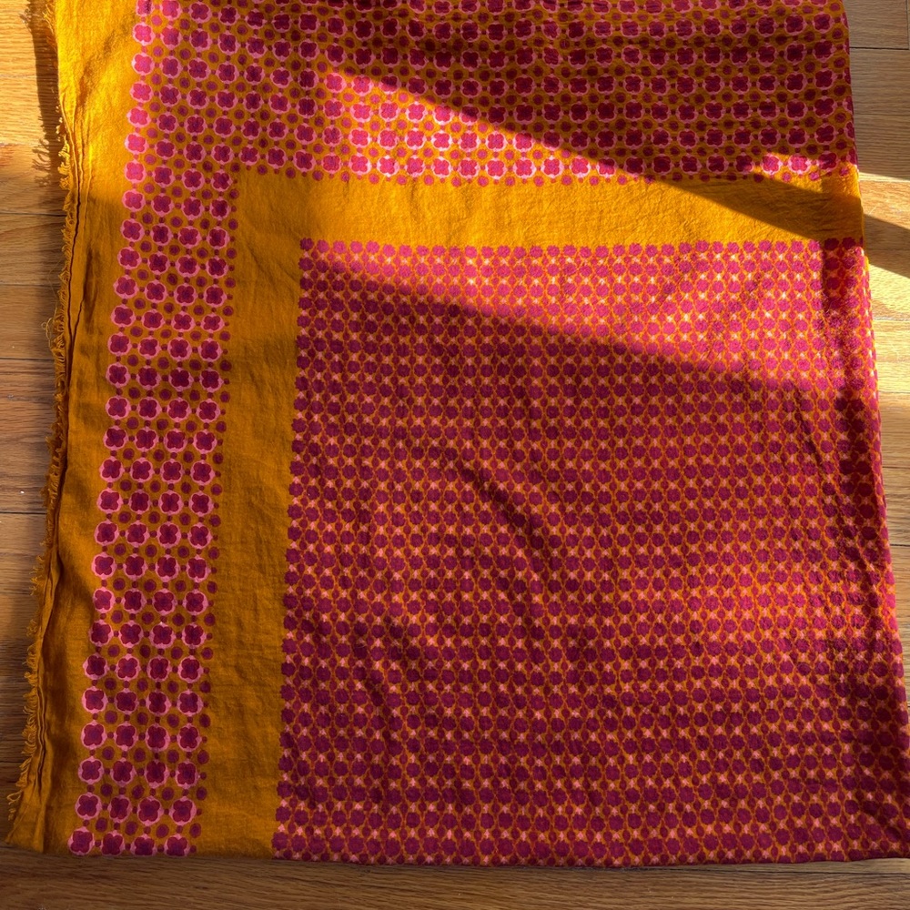 Marc Jacobs scarf